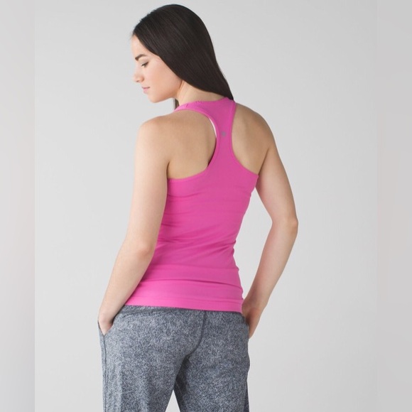 Lululemon Cool Racerback
in Paris Pink.
Size 6.
Pristine Condition. - Picture 5 of 6